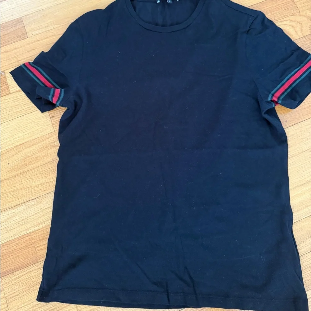 Gucci Black Tee with Red and Green Accents,size medium